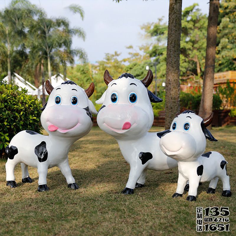 公園農(nóng)場(chǎng)呆萌卡通玻璃鋼牛雕塑
