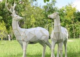 幾何太陽(yáng)能玻璃鋼戶(hù)外公園梅花鹿雕塑