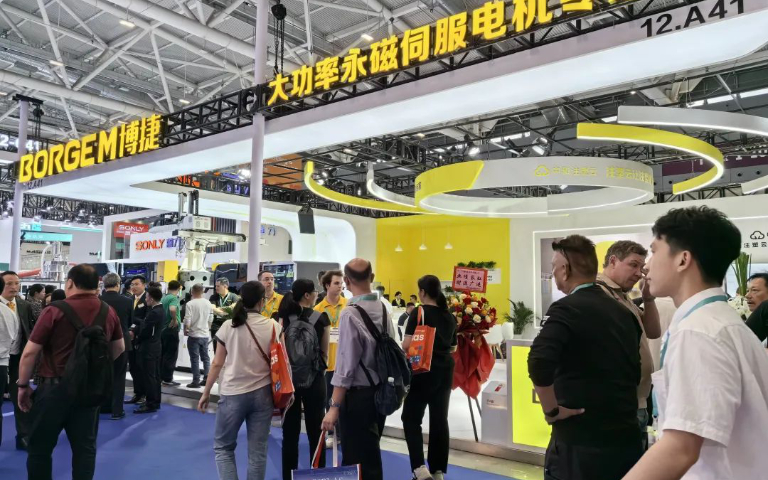 直驅電動技術引爆CHINAPLAS！博捷展位12A41被擠爆了！